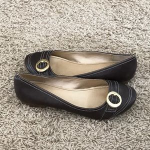 Brown cute women’s slip on shoes.